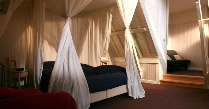 Guesthouse De Utrechtsche Dom Gouda Chambre photo